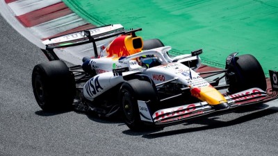 A Racing Bulls versenyzői először próbálkoznak Bakuban